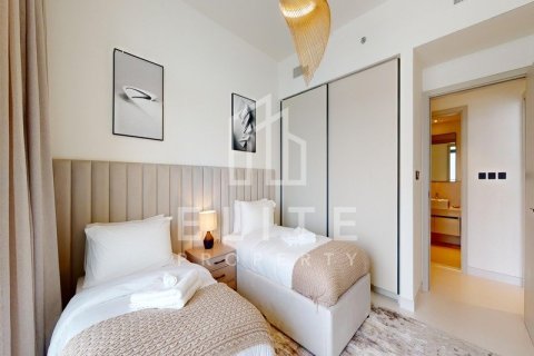 Apartment in EMAAR Beachfront, Dubai Harbour, Dubai 2 bedrooms, 111 sq.m. № 46638 - photo 11
