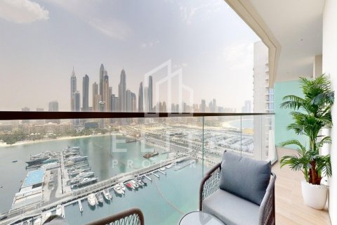 Apartment in EMAAR Beachfront, Dubai Harbour, Dubai 2 bedrooms, 111 sq.m. № 46638 - photo 15