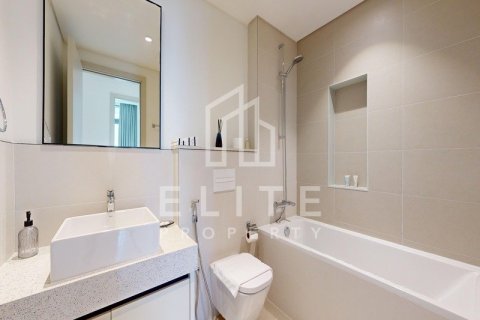 Apartment in EMAAR Beachfront, Dubai Harbour, Dubai 2 bedrooms, 111 sq.m. № 46638 - photo 13