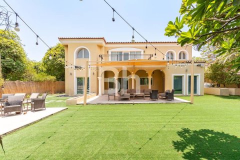 Villa in Green Community, Dubai 5 bedrooms, 891 sq.m. № 24974 - photo 1