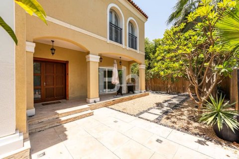 Villa in Green Community, Dubai 5 bedrooms, 891 sq.m. № 24974 - photo 3