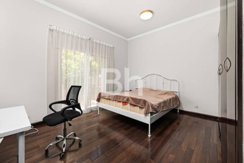Villa in Green Community, Dubai 5 bedrooms, 891 sq.m. № 24974 - photo 13