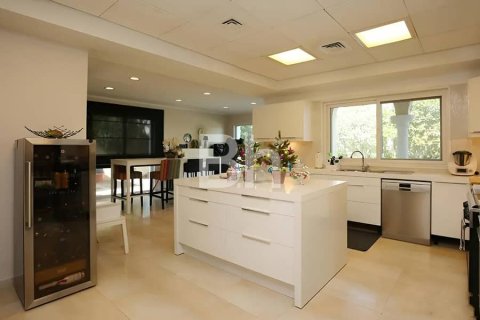 Villa in Green Community, Dubai 5 bedrooms, 891 sq.m. № 24974 - photo 25