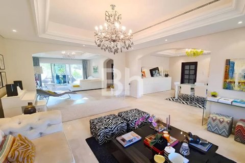 Villa in Green Community, Dubai 5 bedrooms, 891 sq.m. № 24974 - photo 22