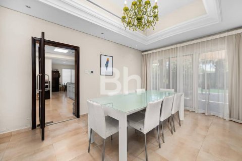 Villa in Green Community, Dubai 5 bedrooms, 891 sq.m. № 24974 - photo 23
