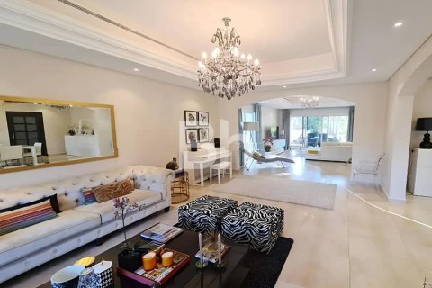Villa in Green Community, Dubai 5 bedrooms, 891 sq.m. № 24974 - photo 19