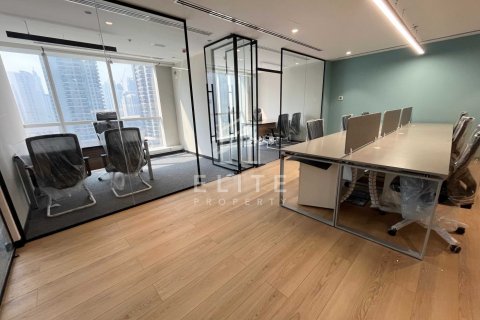 Office in Jumeirah Lake Towers, Dubai 102 sq.m. № 38858 - photo 1