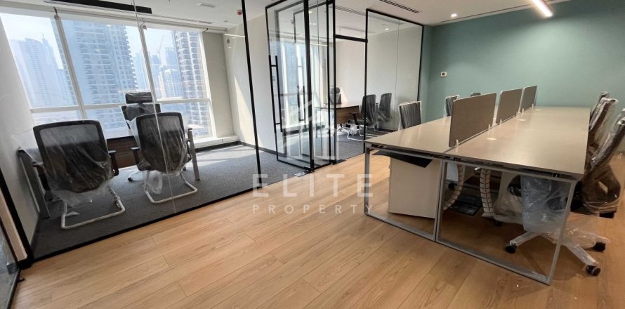 Office in Jumeirah Lake Towers, Dubai 102 sq.m. № 38858