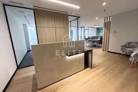 Office in Jumeirah Lake Towers, Dubai 102 sq.m. № 38858 - photo 7