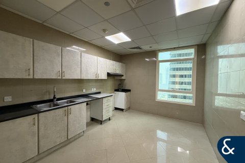 Apartment in Marina Crown, Dubai Marina, Dubai 3 bedrooms, 202 sq.m. № 76310 - photo 26