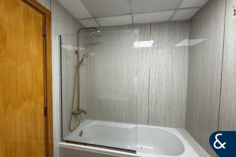 Apartment in Marina Crown, Dubai Marina, Dubai 3 bedrooms, 202 sq.m. № 76310 - photo 13