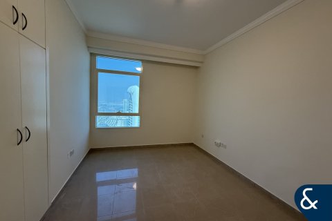 Apartment in Marina Crown, Dubai Marina, Dubai 3 bedrooms, 202 sq.m. № 76310 - photo 2