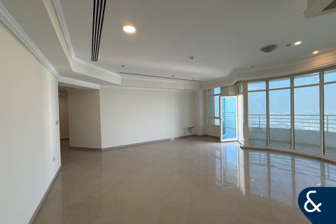 Apartment in Marina Crown, Dubai Marina, Dubai 3 bedrooms, 202 sq.m. № 76310 - photo 20
