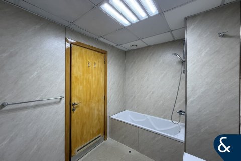 Apartment in Marina Crown, Dubai Marina, Dubai 3 bedrooms, 202 sq.m. № 76310 - photo 11