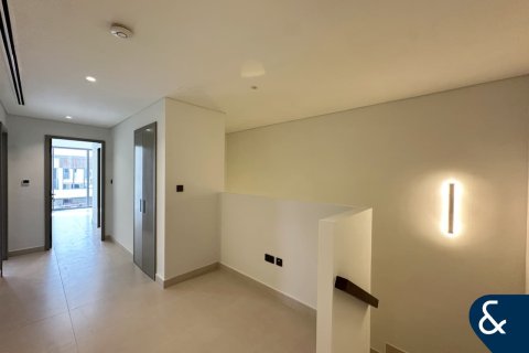 Townhouse in Tilal Al Ghaf, Dubai 4 bedrooms, 229 sq.m. № 76321 - photo 16