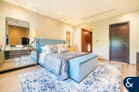 Villa in Regional, Jumeirah Park, Dubai 3 bedrooms, 680 sq.m. № 76323 - photo 7