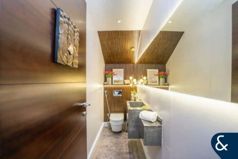 Villa in Regional, Jumeirah Park, Dubai 3 bedrooms, 680 sq.m. № 76323 - photo 6