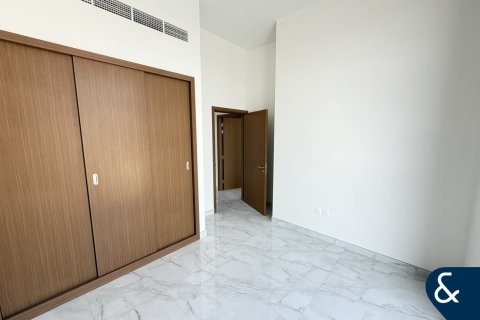 Apartamento en Dubai Studio City, Dubai, 2 dormitorios, 110 m², № 76313 - foto 13