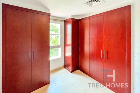 Villa in Arabian Ranches, Dubai 3 bedrooms, 253 sq.m. № 16843 - photo 22