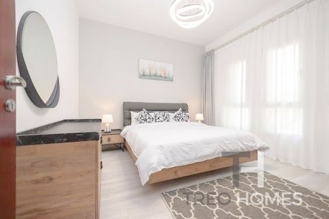Villa in Arabian Ranches, Dubai 3 bedrooms, 253 sq.m. № 16843 - photo 8