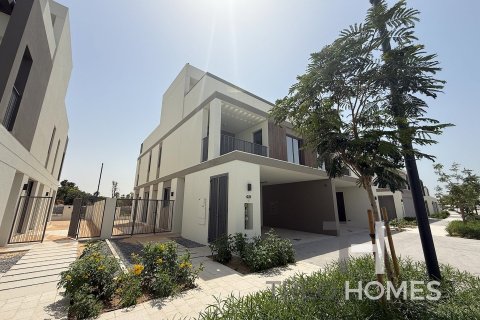 Villa à Tilal Al Ghaf, Dubai, 4 chambres, 317 m², № 16845 - photo 1