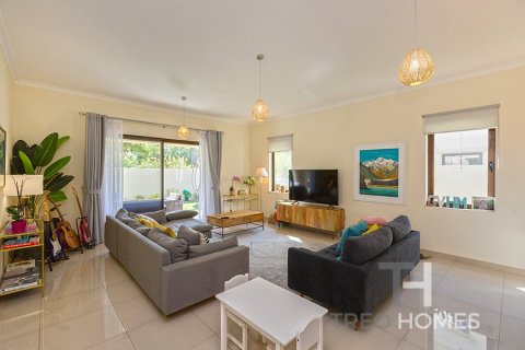 Снять в аренду виллу в Samara, Arabian Ranches 2, Дубай: 5 спален, 374м², № 16836 - фото 3
