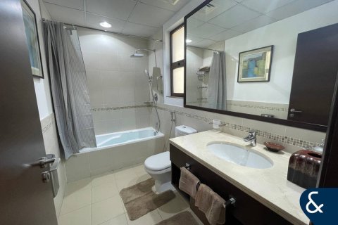 Villa in Mira, Reem, Dubai 3 bedrooms, 289 sq.m. № 98920 - photo 14