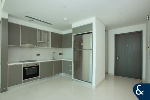 Apartamento en EMAAR Beachfront, Dubai Harbour, Dubai, 2 dormitorios, 119 m², № 98936 - foto 4