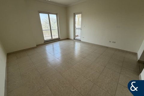 Villa in Victory Heights, Dubai Sports City, Dubai 5 bedrooms, 1269 sq.m. № 98922 - photo 15