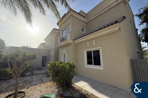 Villa in Victory Heights, Dubai Sports City, Dubai 5 bedrooms, 1269 sq.m. № 98922 - photo 21