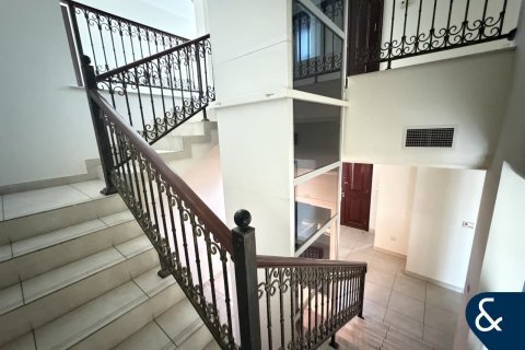 Villa in Victory Heights, Dubai Sports City, Dubai 5 bedrooms, 1269 sq.m. № 98922 - photo 10