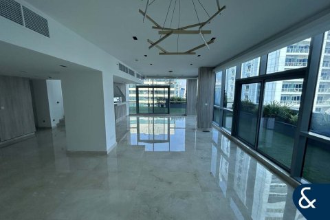 Apartamento en Jumeirah Lake Towers, Dubai, 4 dormitorios, 349 m², № 76767 - foto 2