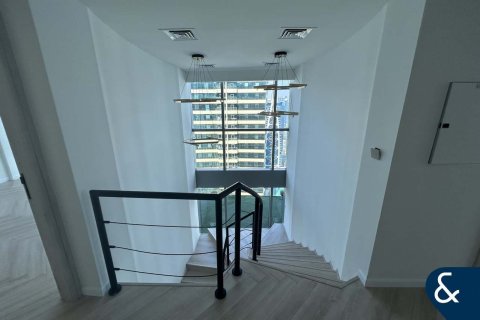 Apartamento en Jumeirah Lake Towers, Dubai, 4 dormitorios, 349 m², № 76767 - foto 7