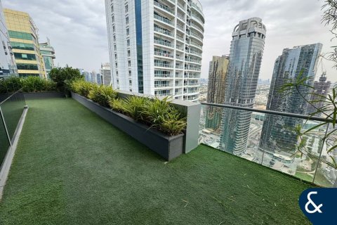 Apartment in Jumeirah Lake Towers, Dubai 4 bedrooms, 349 sq.m. № 76767 - photo 3
