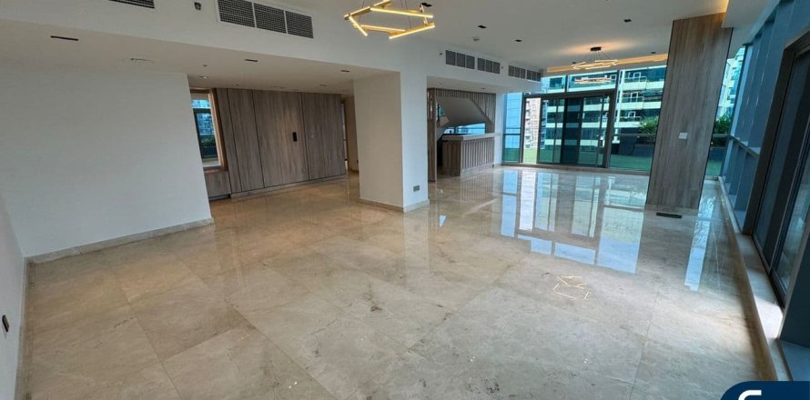 Apartment in Jumeirah Lake Towers, Dubai 4 bedrooms, 349 sq.m. № 76767