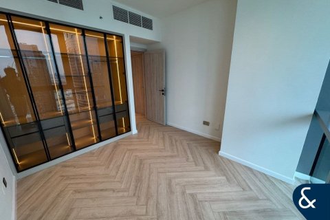 Apartment in Jumeirah Lake Towers, Dubai 4 bedrooms, 349 sq.m. № 76767 - photo 20