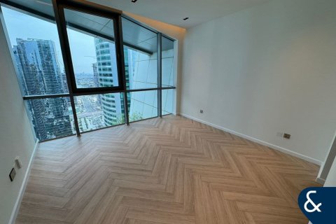 Apartment in Jumeirah Lake Towers, Dubai 4 bedrooms, 349 sq.m. № 76767 - photo 19