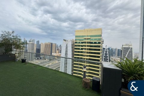 Apartment in Jumeirah Lake Towers, Dubai 4 bedrooms, 349 sq.m. № 76767 - photo 8