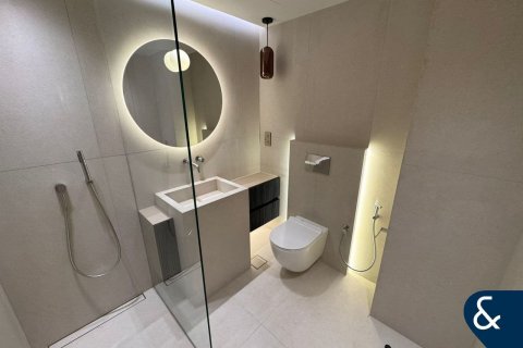 Apartment in Jumeirah Lake Towers, Dubai 4 bedrooms, 349 sq.m. № 76767 - photo 24