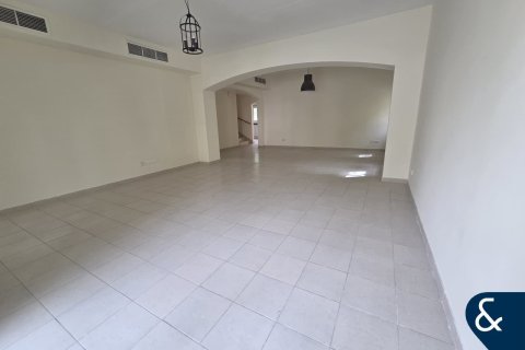 Villa en Meadows, Dubai, 4 dormitorios, 539 m², № 76764 - foto 17