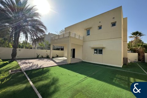 Villa en Meadows, Dubai, 4 dormitorios, 540 m², № 76764 - foto 17