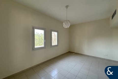 Villa en Meadows, Dubai, 4 dormitorios, 540 m², № 76764 - foto 12