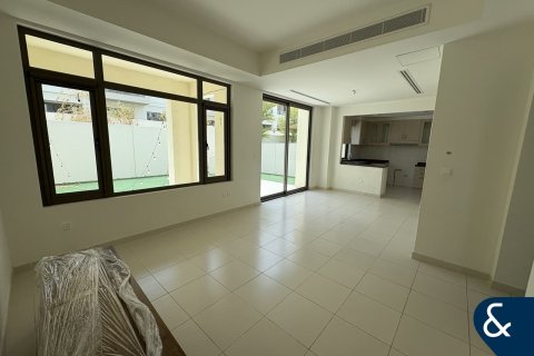 Villa en Mira Oasis, Reem, Dubai, 4 dormitorios, 215 m², № 76766 - foto 4