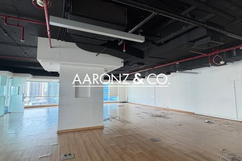 Oficina en Business Bay, Dubai, 304 m², № 89696 - foto 2
