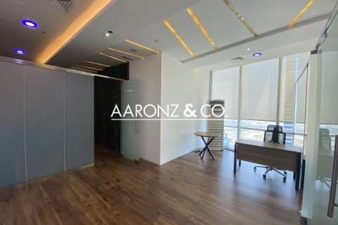 Office in Business Bay, Dubai 91 sq.m. № 89693 - photo 2