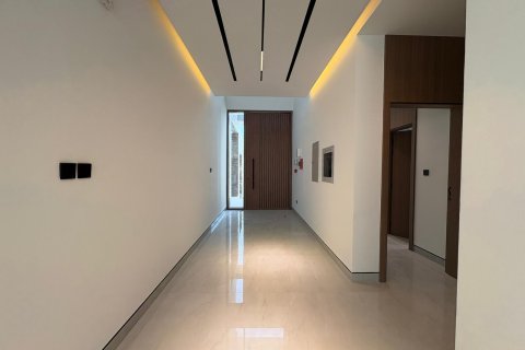 Villa in Dubai South (Dubai World Central), Dubai 5 bedrooms, 618 sq.m. № 101215 - photo 8