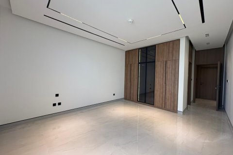 Villa in Dubai South (Dubai World Central), Dubai 5 bedrooms, 618 sq.m. № 101215 - photo 3