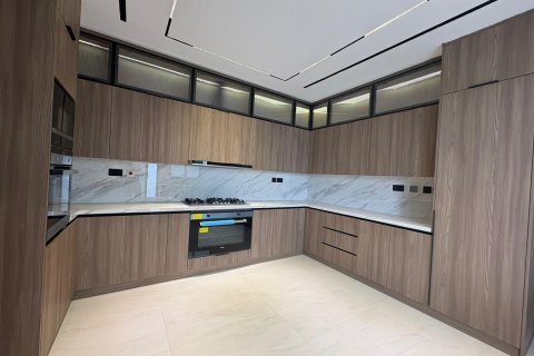 Villa in Dubai South (Dubai World Central), Dubai 5 bedrooms, 618 sq.m. № 101215 - photo 6