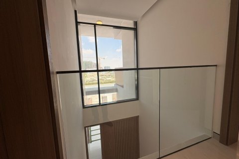 Villa in Dubai South (Dubai World Central), Dubai 5 bedrooms, 618 sq.m. № 101215 - photo 16