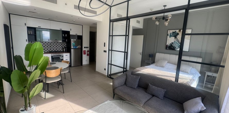 Apartamento en Dubai, 2 dormitorios, 67 m², № 101221